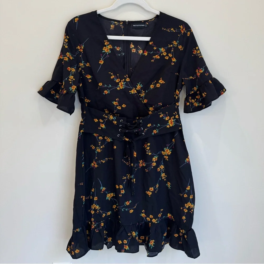 PrettyLittleThing Black Floral Mini Dress w/ Ruffle Sleeves & Corset Waist - 8 - Picture 1 of 7